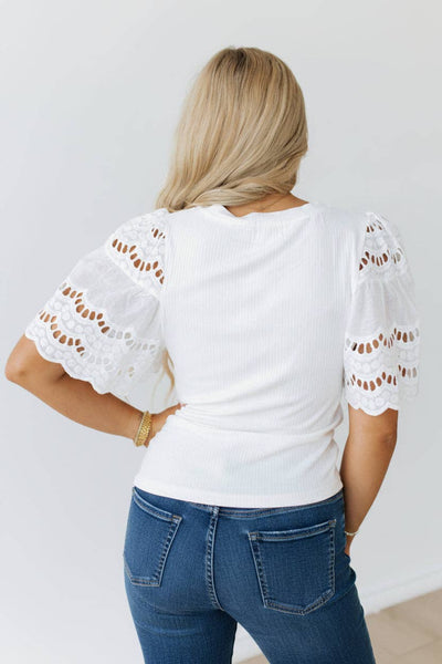 WHITE TOP WITH EYELETT SLEEVE