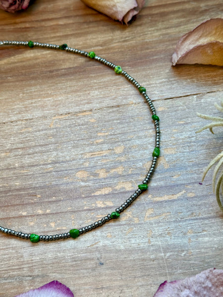 Green Turquoise Glass Seed Bead Necklace – 14 Inch