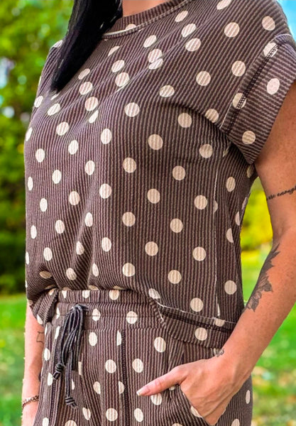 Mocha Dot Top