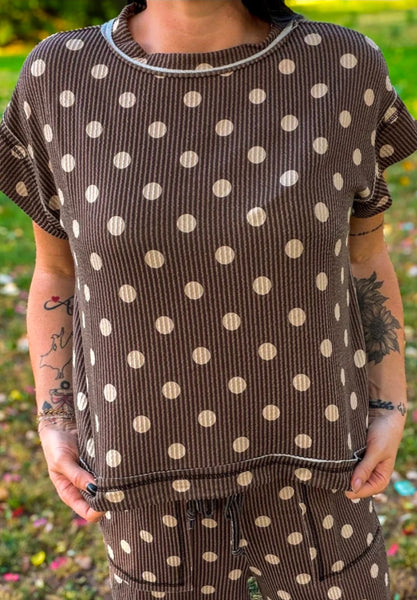 Mocha Dot Top