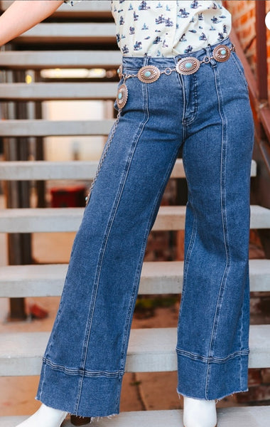 Mid Wash Mid Rise Wide Leg Frayed Hem Jeans (31.5in Inseam)