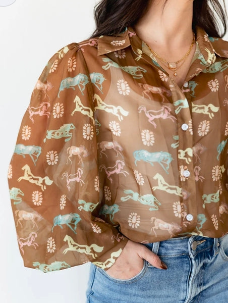 HORSE CONCHO BLOUSE