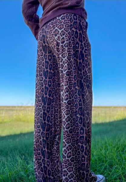 Range and Roar Pants