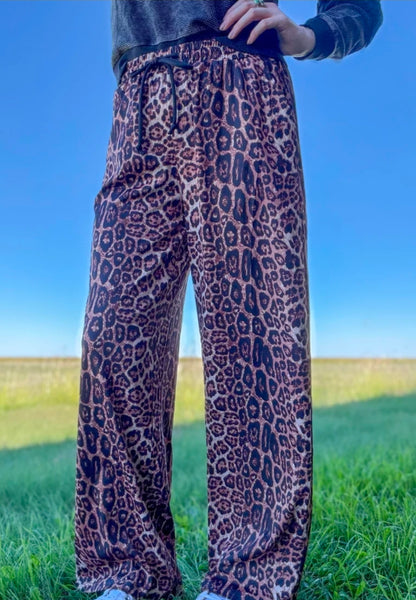Range and Roar Pants